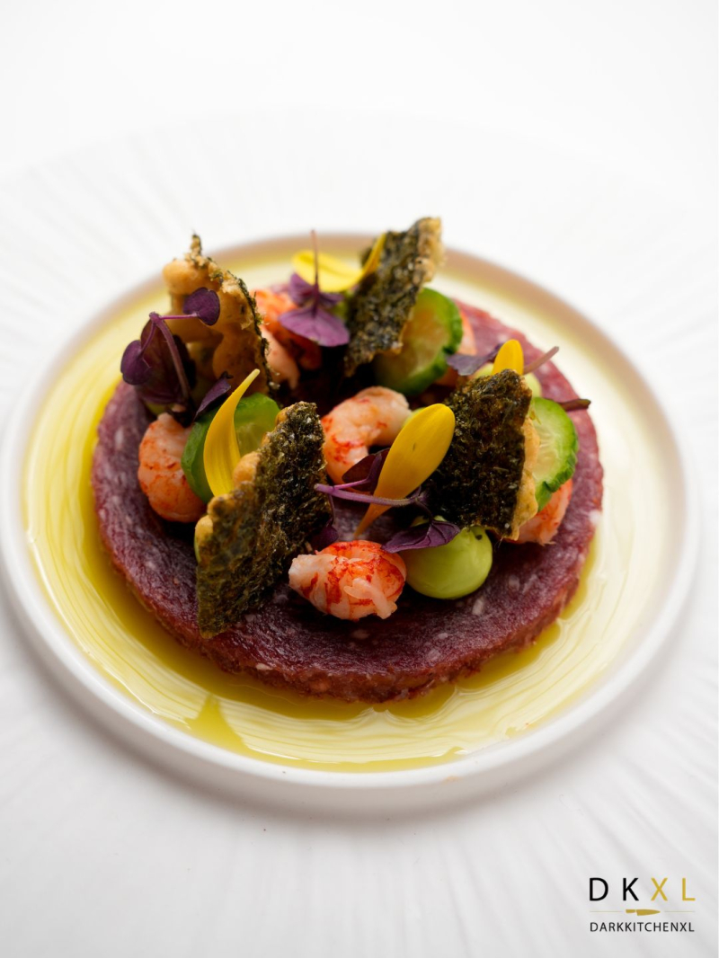 2026 Ossenworst | rivierkreeft | tempurachips | bieslookcrème | vinaigrette van kalamansi