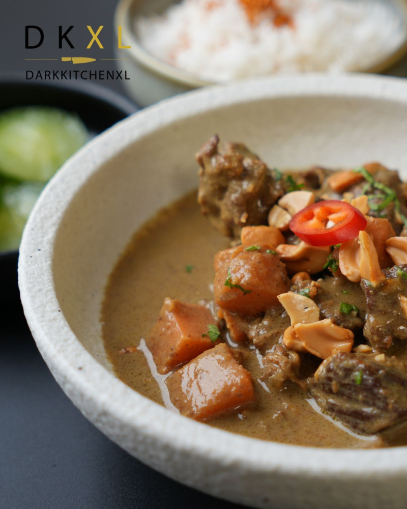 CONVENIENCE massaman curry zoete aardappel